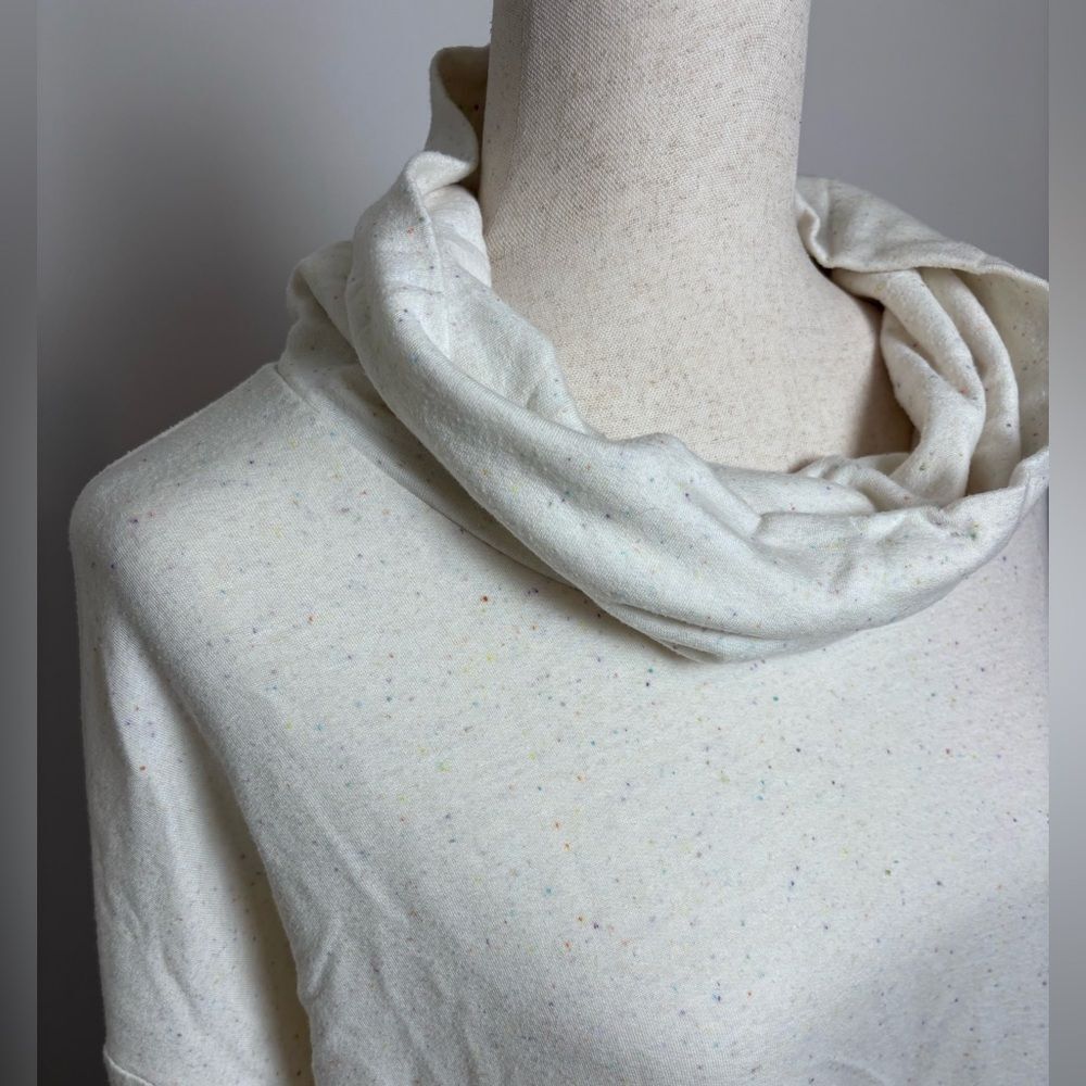 Lou & Grey Loft M Speckled Cowl Neck ivory Sweater